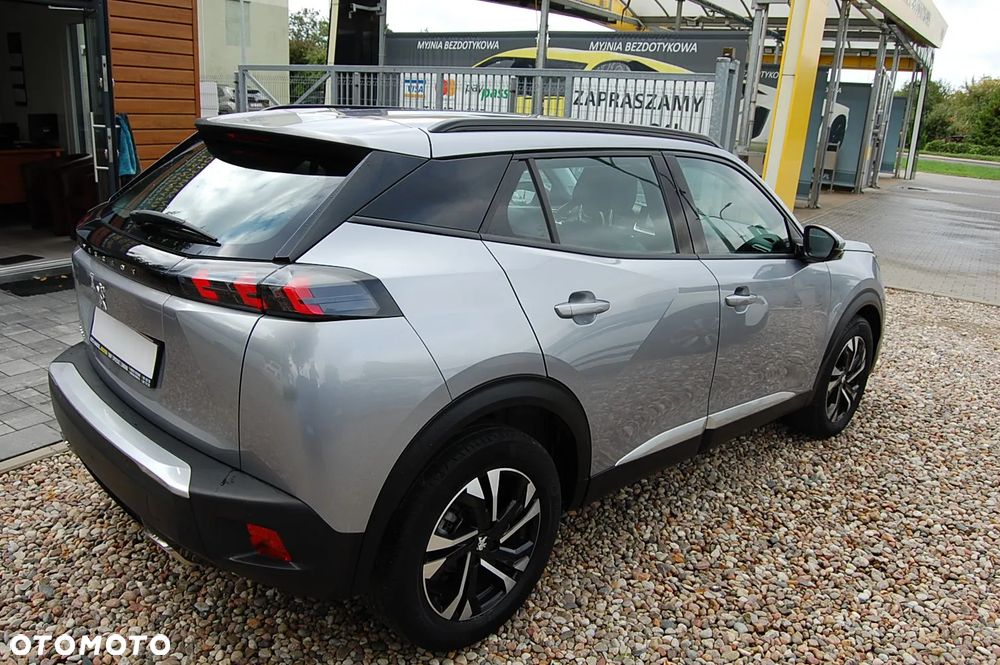 Peugeot 2008 PureTech 130 EAT8 Allure - 3