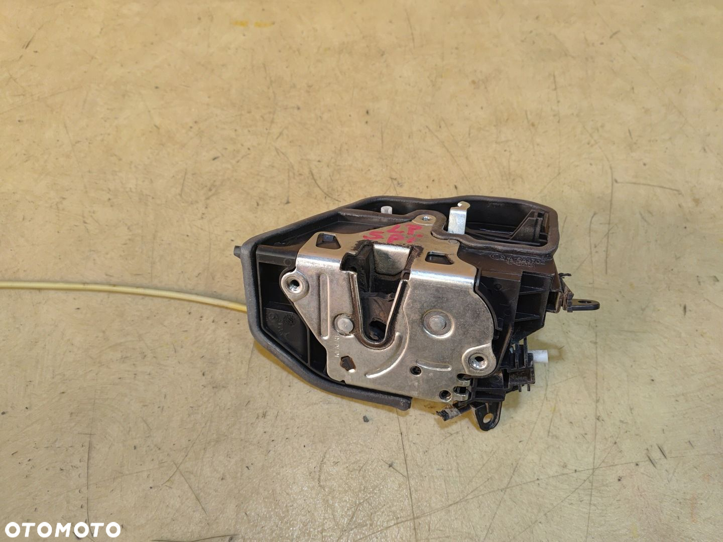 BMW 1 E87 ZAMEK DRZWI LEWY PRZÓD 5 PIN 7229461 - 3