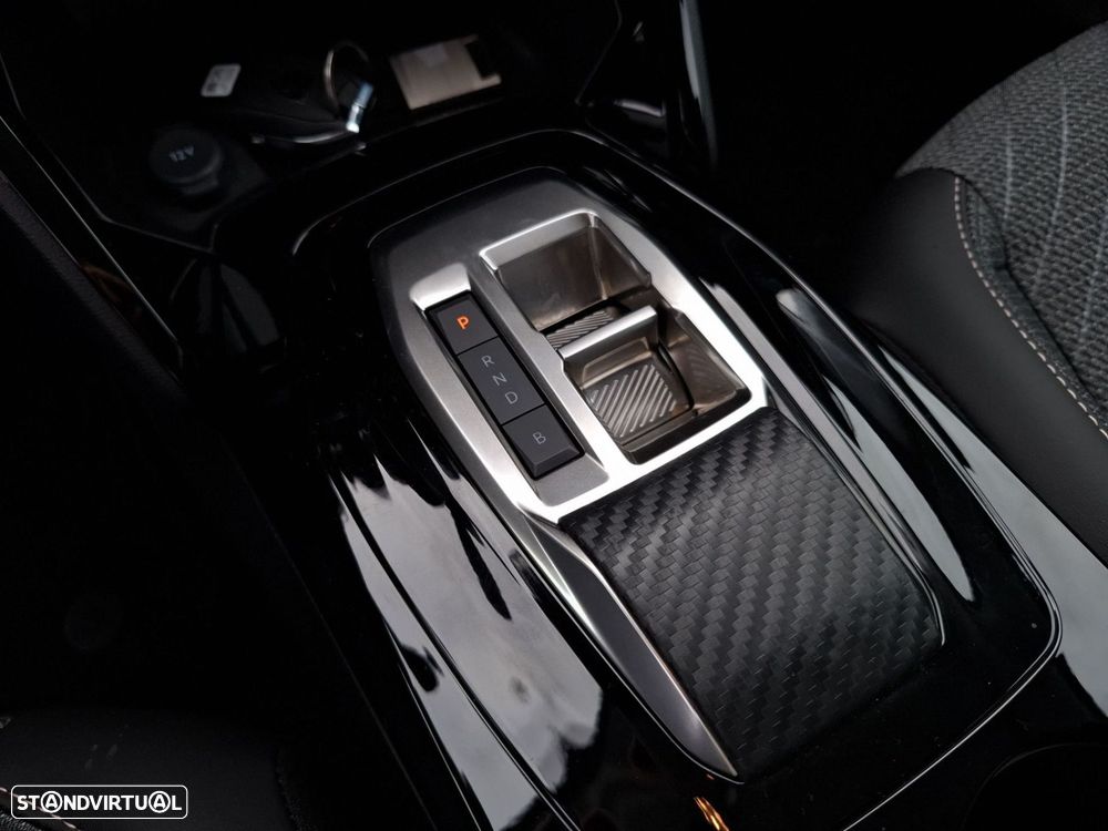 Peugeot e-208 50 kWh Allure - 18