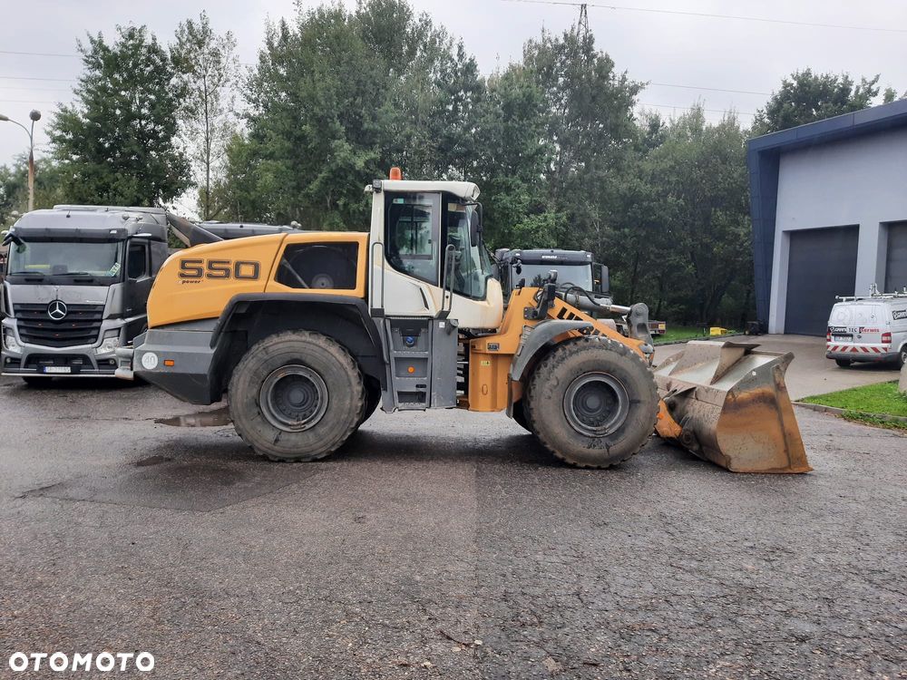 Liebherr L550 X POWER - 7