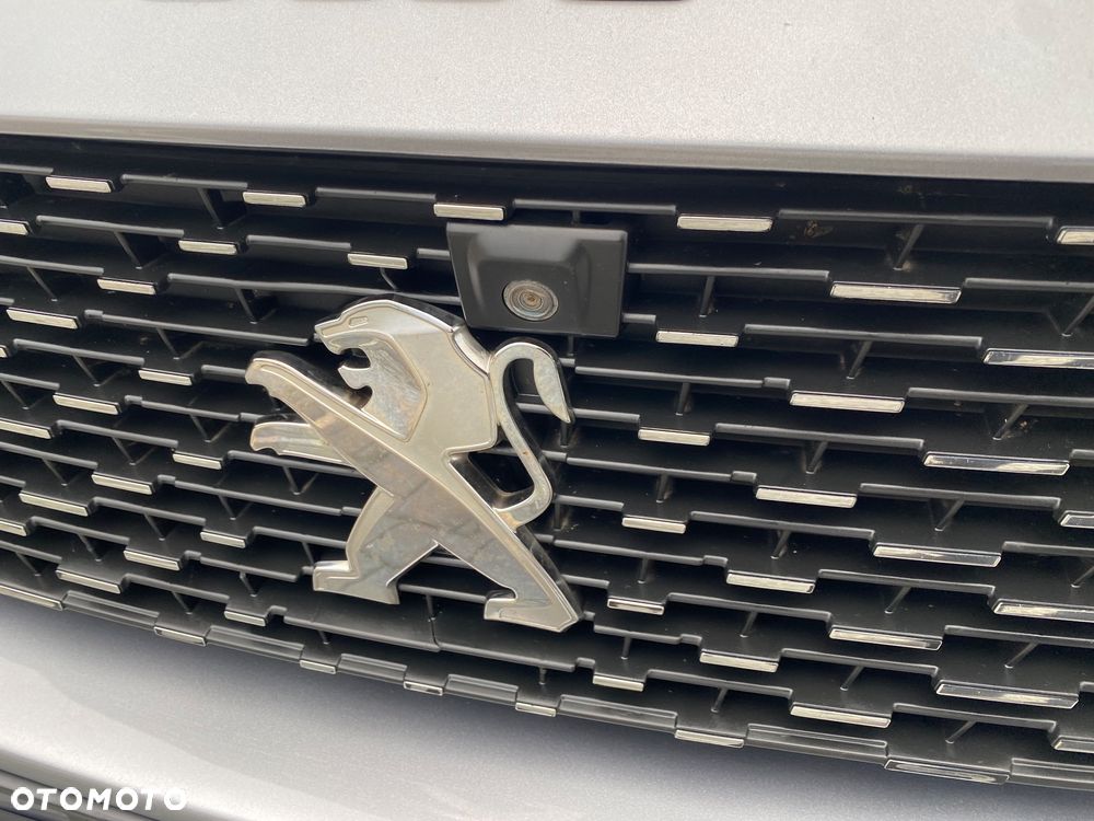 Peugeot 5008 PureTech 130 EAT8 Stop & Start Allure Business-Paket - 21