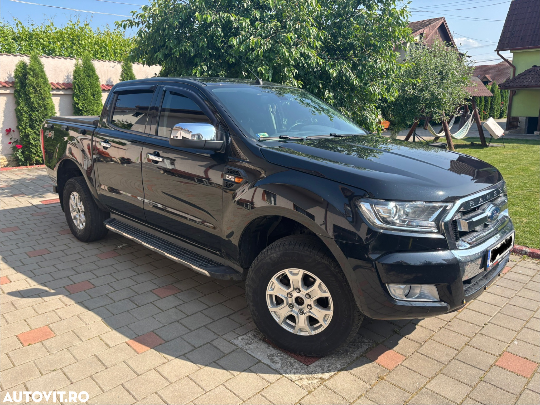 Ford Ranger Pick-Up 2.2 TDCi 4x4 Cabina Dubla XLT - 9