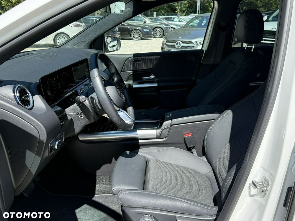 Mercedes-Benz Klasa B 220 d 8G-DCT Progressive Advanced - 11