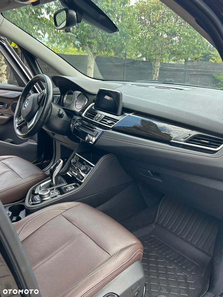 BMW Seria 2 218d Luxury Line - 9