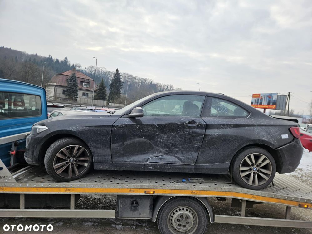 BMW Seria 2 218i Sport Line - 2