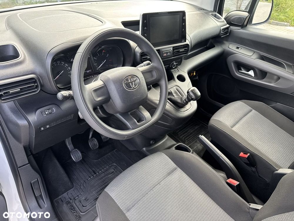Toyota Proace City Verso 1.5 D-4D Business - 20