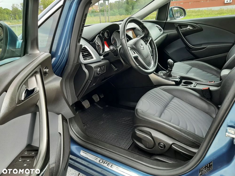 Opel Astra 1.4 Turbo Exklusiv - 12