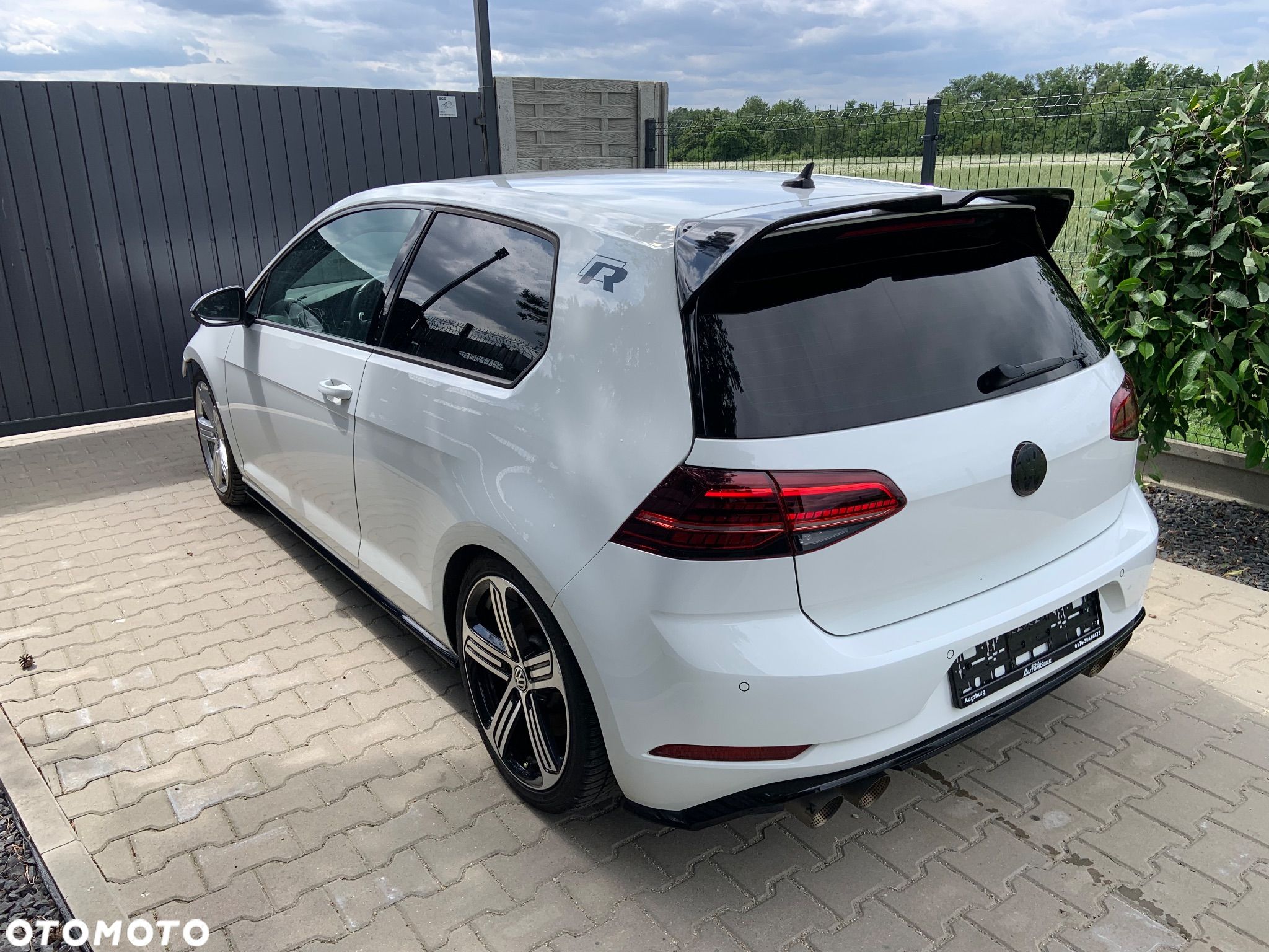 Volkswagen Golf R 2.0 TSI OPF 4Motion DSG - 1