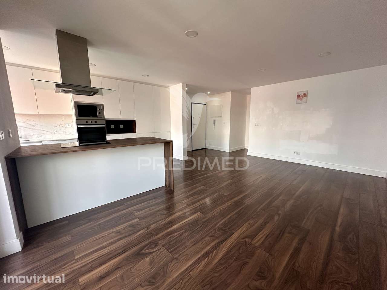 Apartamento T3 Remodelado na Fonte do Lavra - Grande imagem: 3/21