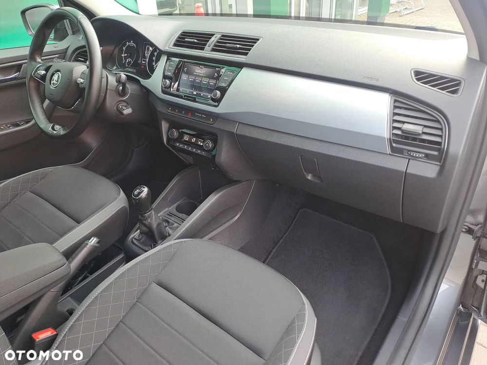 Skoda Fabia 1.0 TSI Ambition - 10
