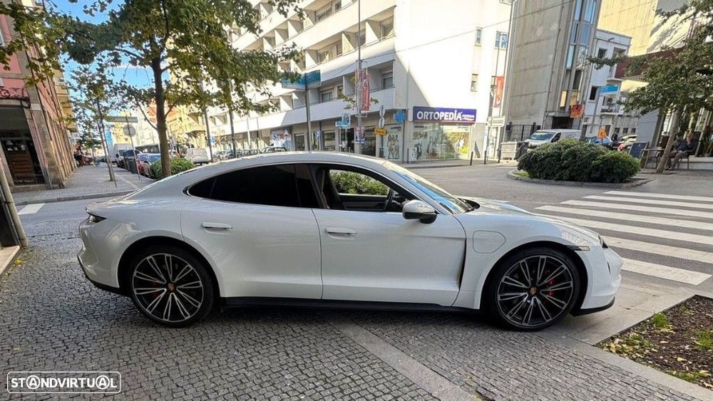 Porsche Taycan Standard - 4