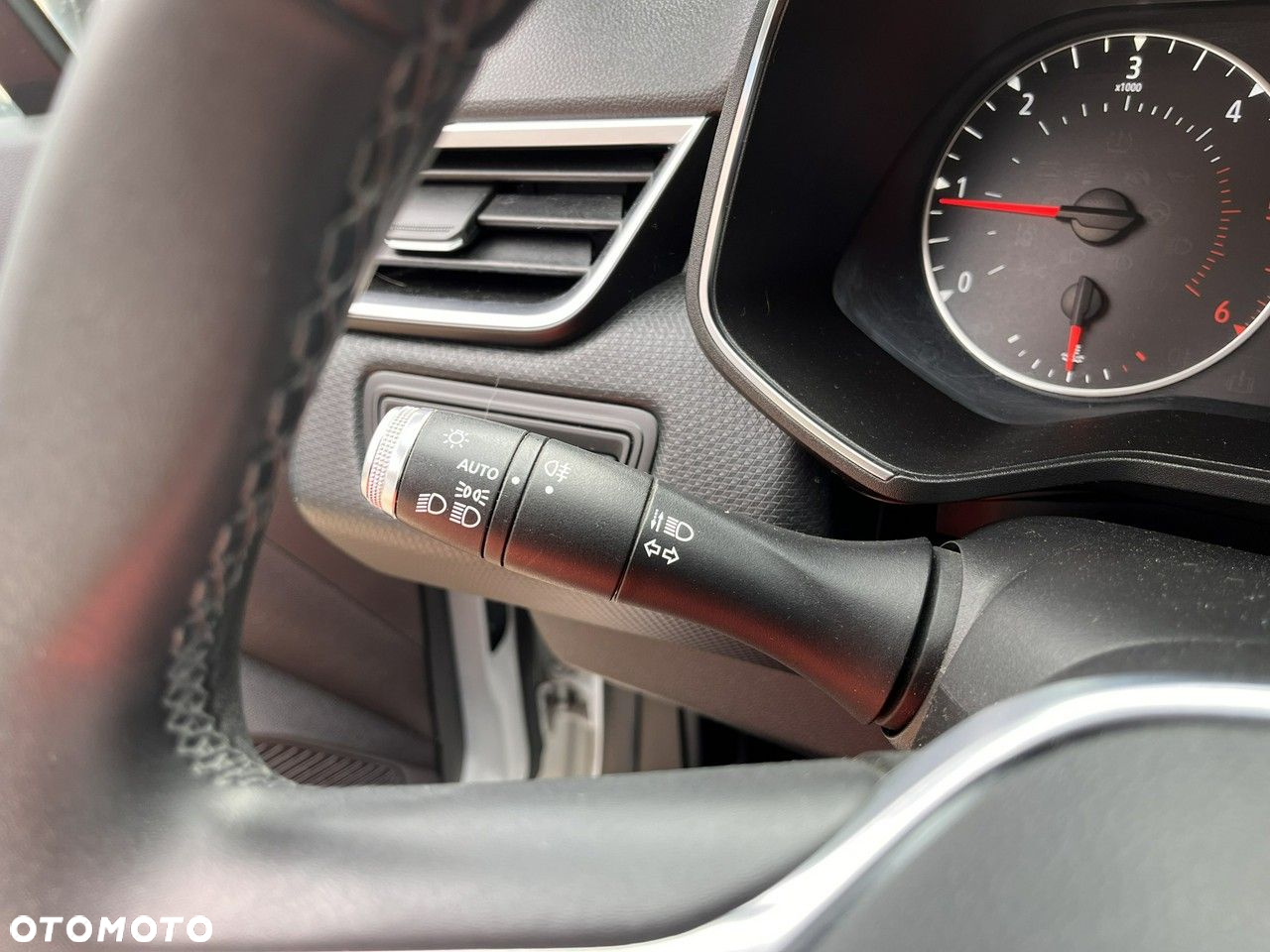 Renault Clio - 28