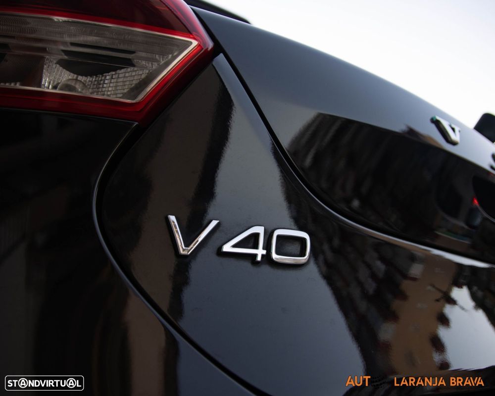 Volvo V40 D2 Kinetic - 14