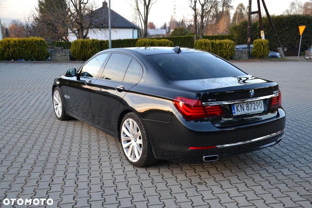BMW Seria 7 750d xDrive - 4