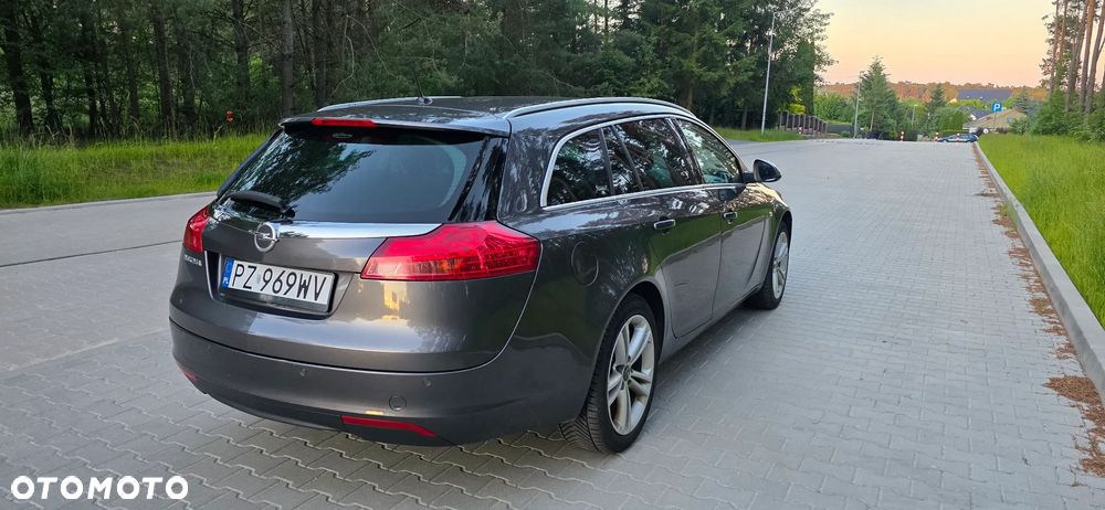 Opel Insignia 1.6 - 2