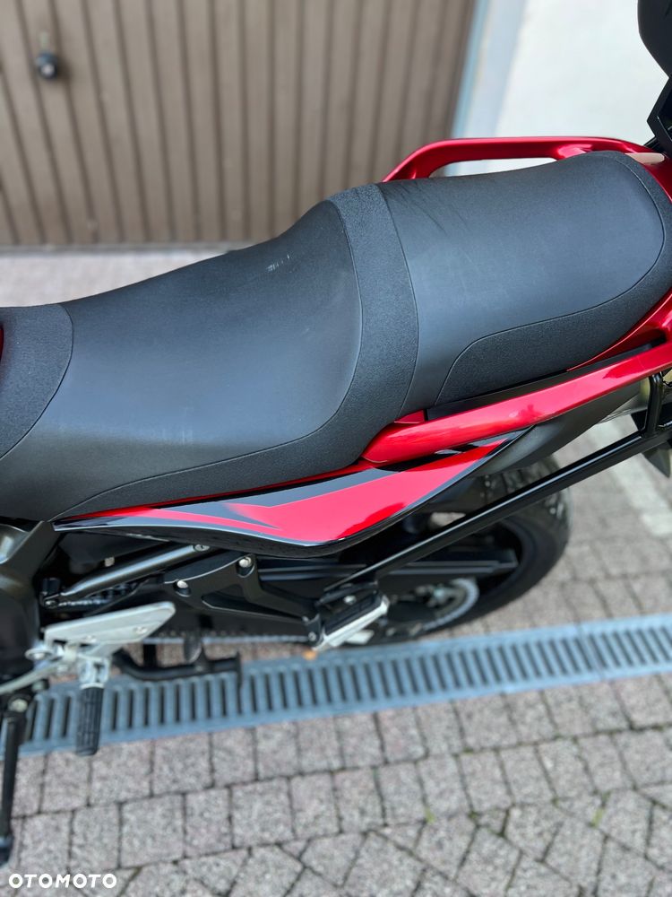Yamaha FZ6 - 20