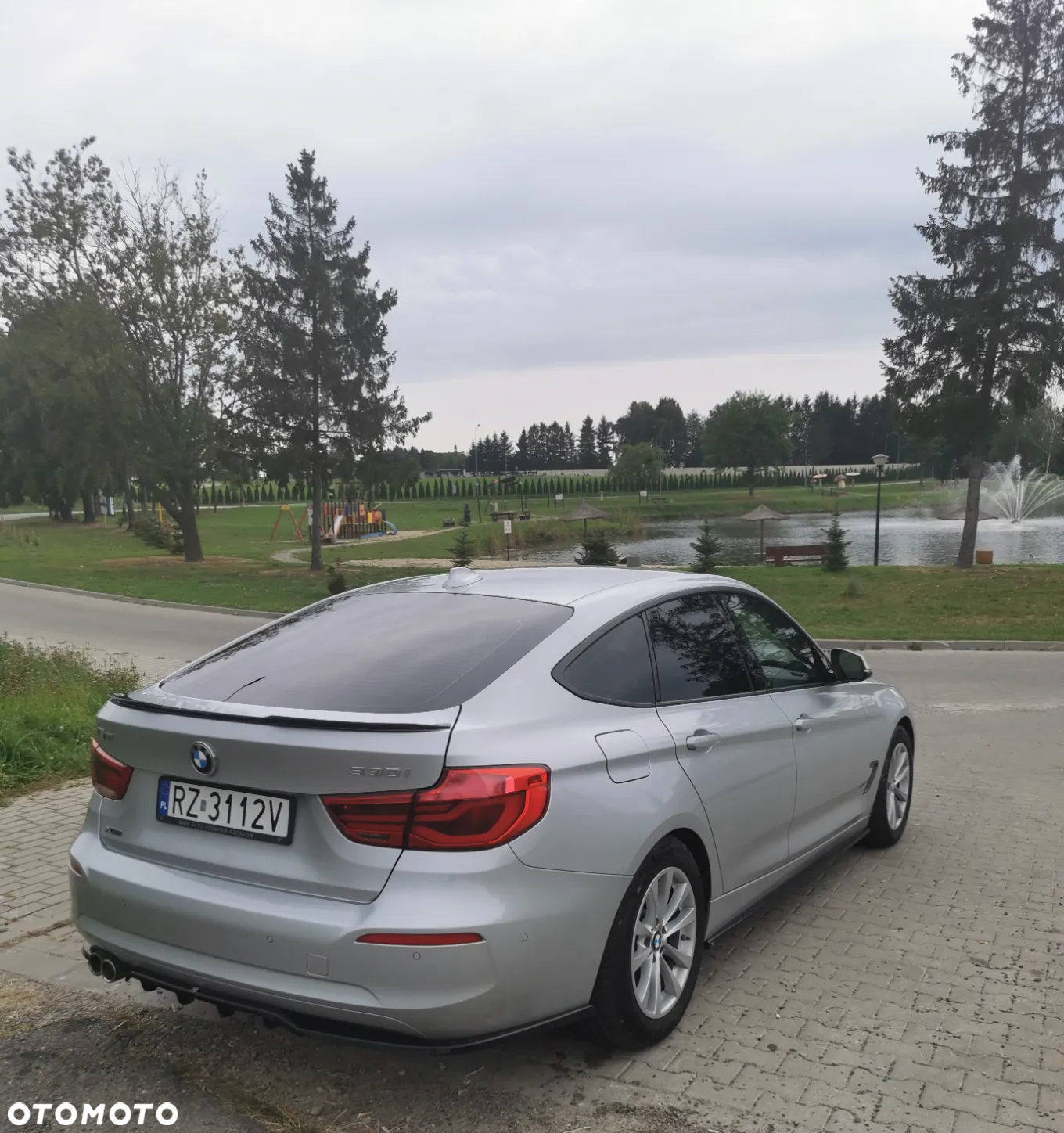 BMW Seria 3 330i xDrive - 6