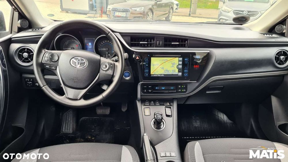 Toyota Auris - 30