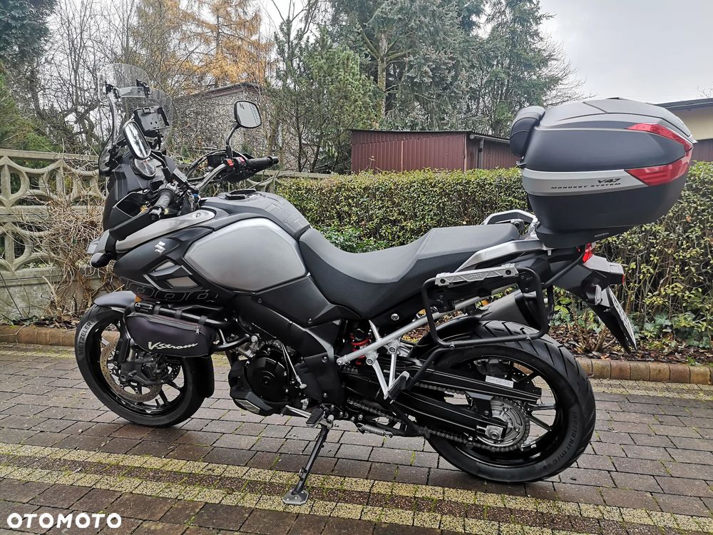 Suzuki V-STROM - 2