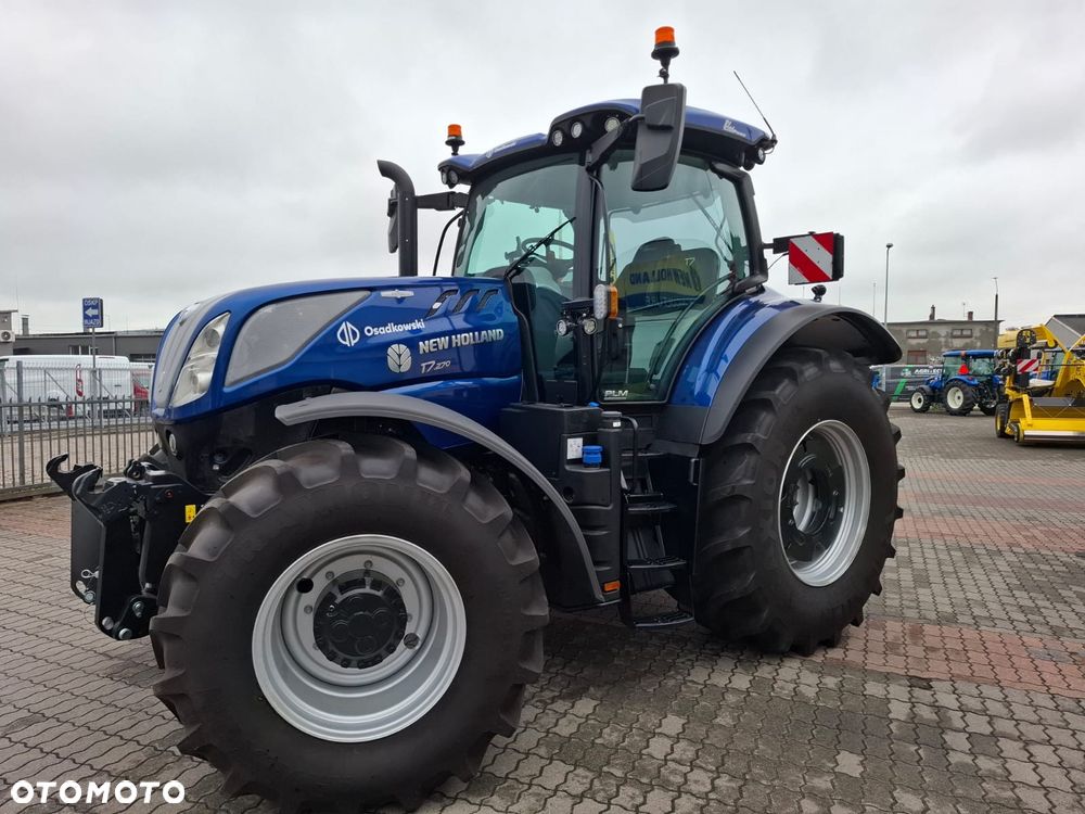 New Holland T7.270 AutoCommand - 3