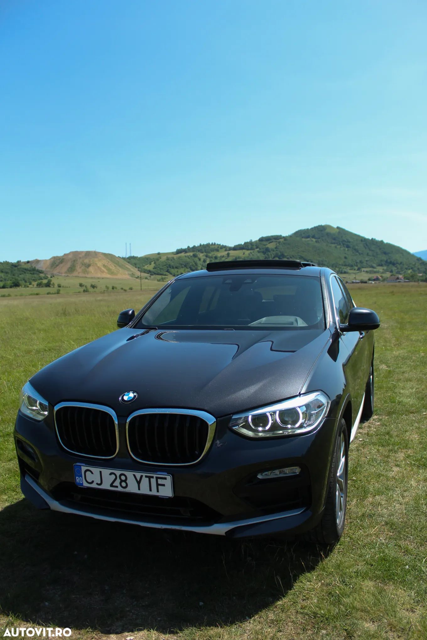 BMW X4 xDrive30i AT xLine - 1