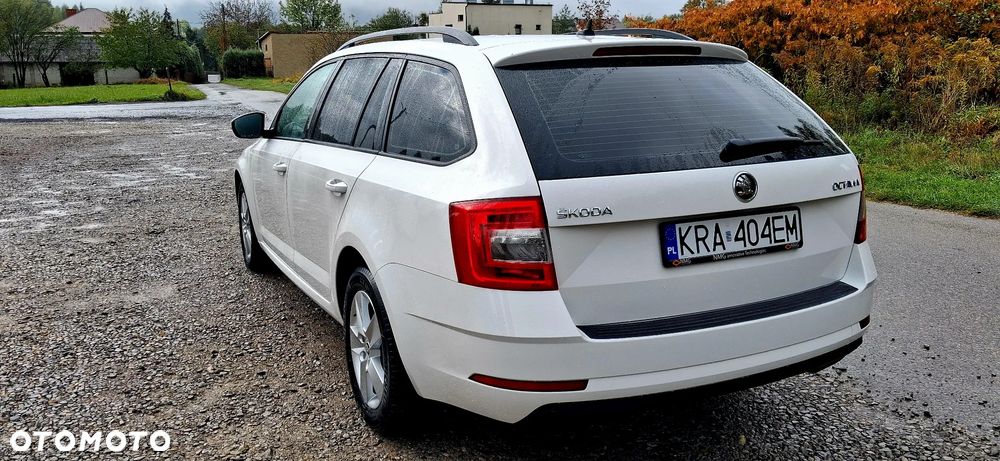 Skoda Octavia 1.6 TDI SCR Active - 6