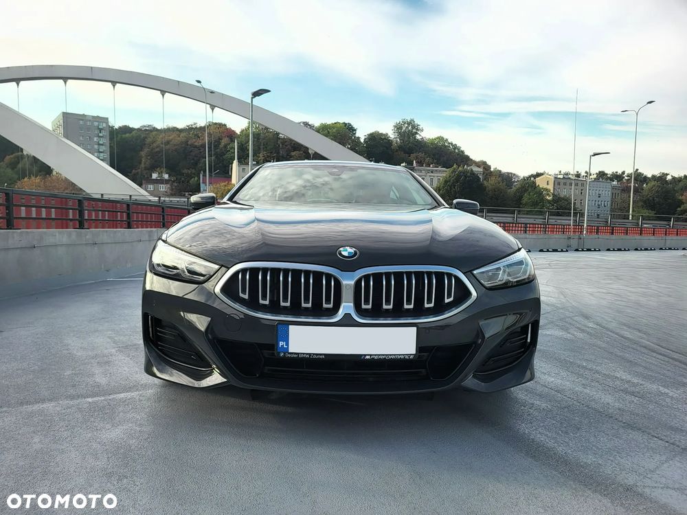 BMW Seria 8 840d xDrive mHEV - 11