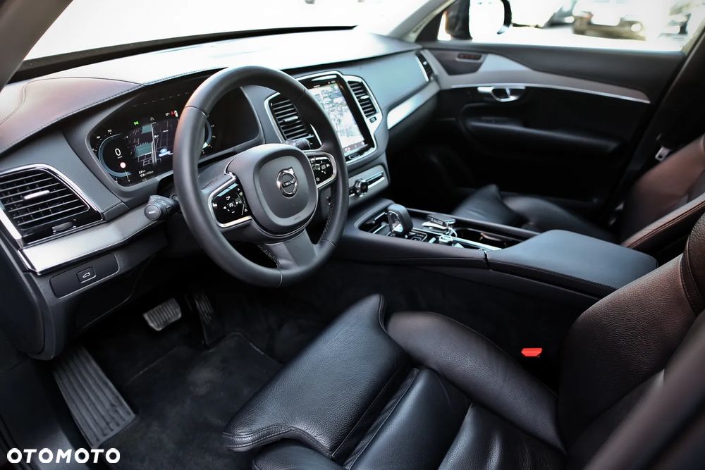 Volvo XC 90 B5 D AWD R-Design 7os - 22