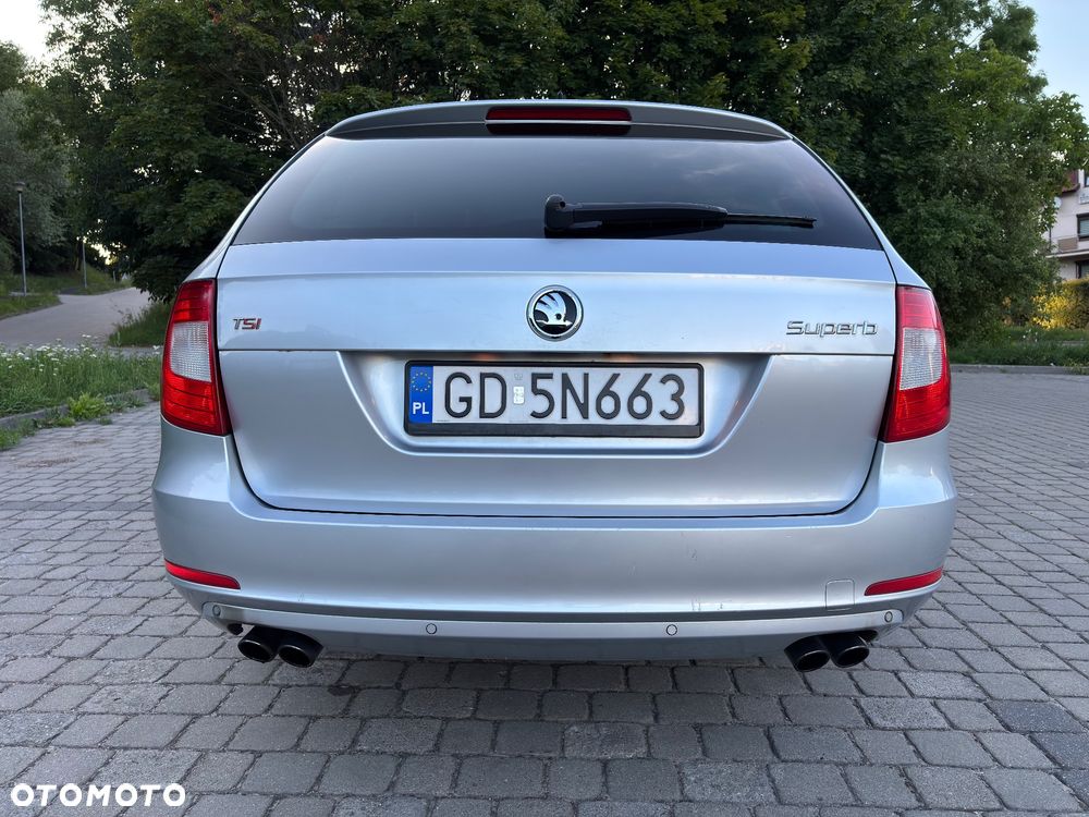 Skoda Superb 2.0 TSI Elegance DSG - 5