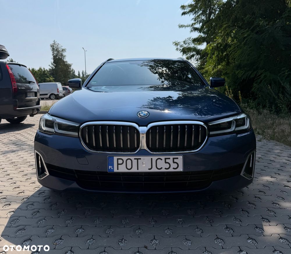 BMW Seria 5 530e Luxury Line - 2
