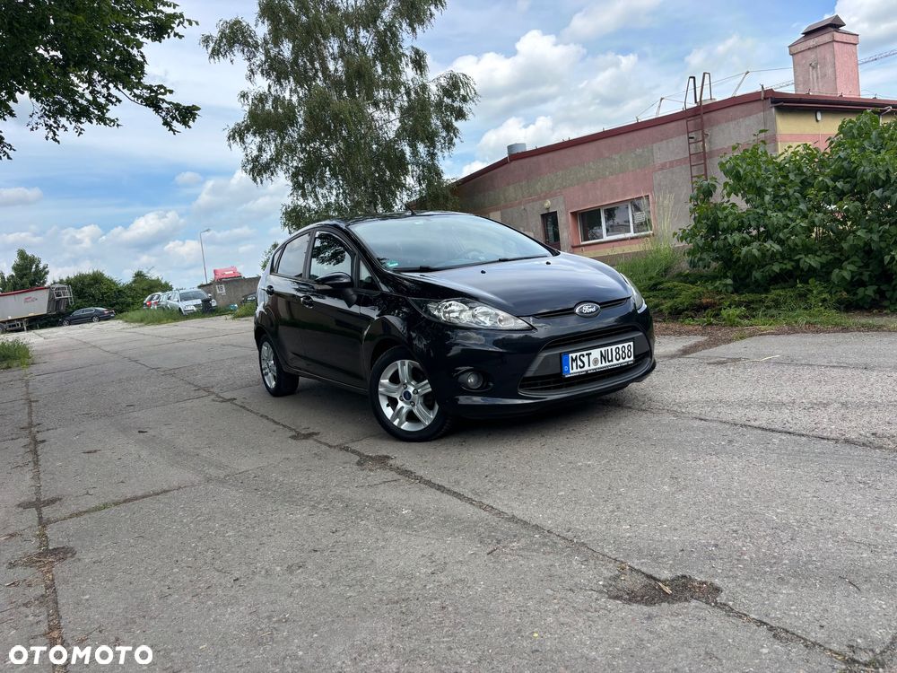 Ford Fiesta 1.25 Champions Edition - 28