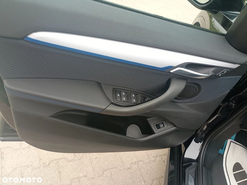 BMW X2 sDrive18i M Mesh - 25