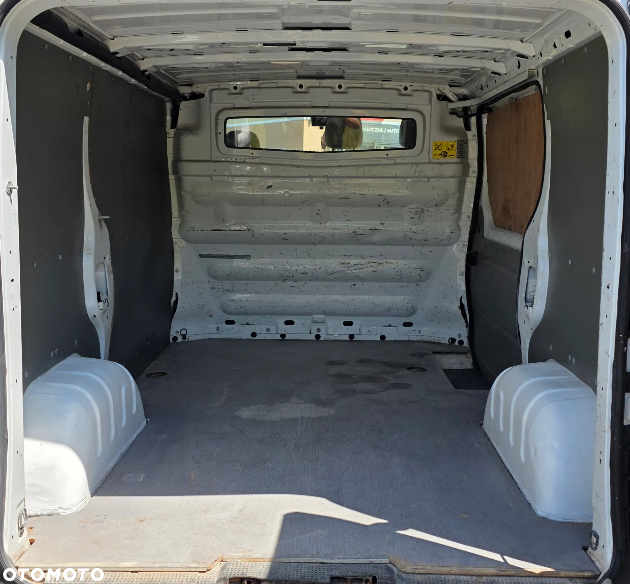 Opel Vivaro - 6