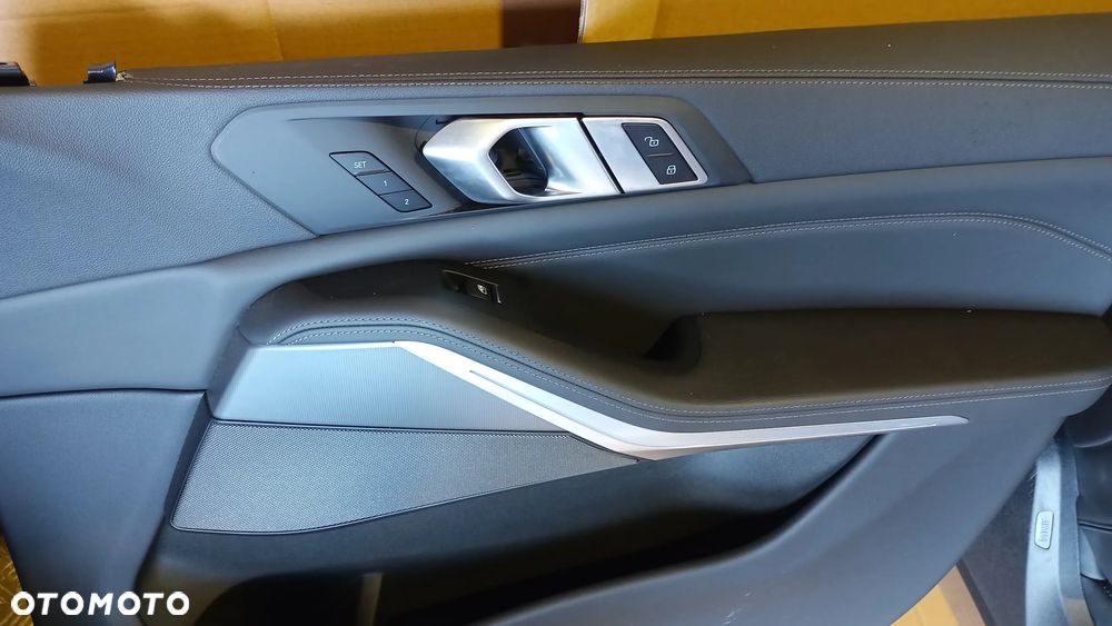 BMW X5 G05 M PAKIET SKÓRA FOTELA KANAPA BOCZKI WENTYLOWANE - 10