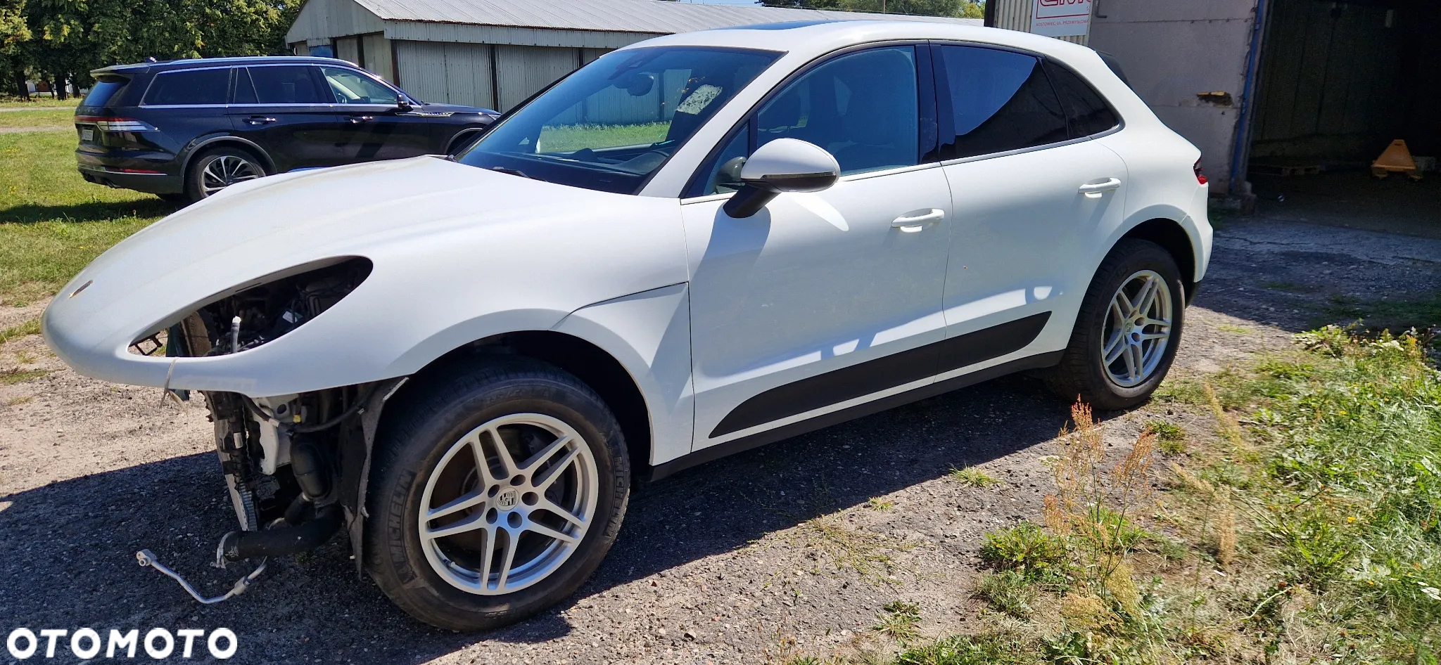 Porsche Macan - 3