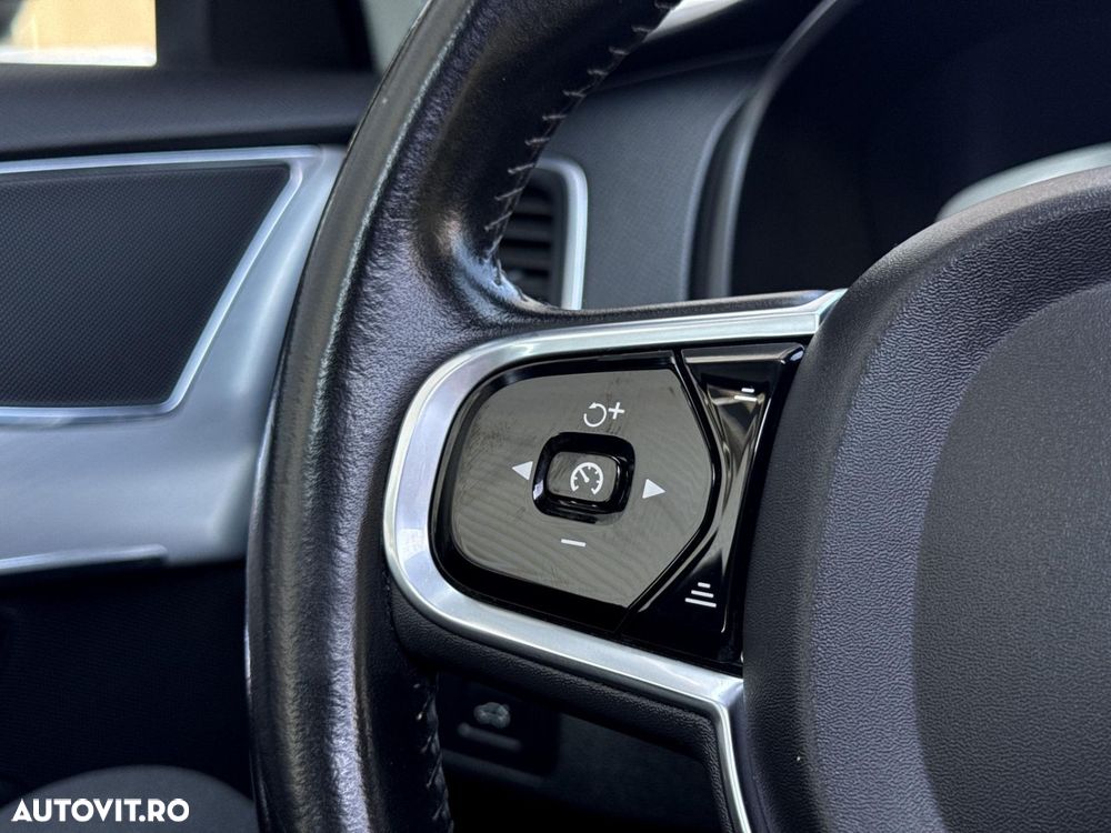 Volvo XC 90 - 13