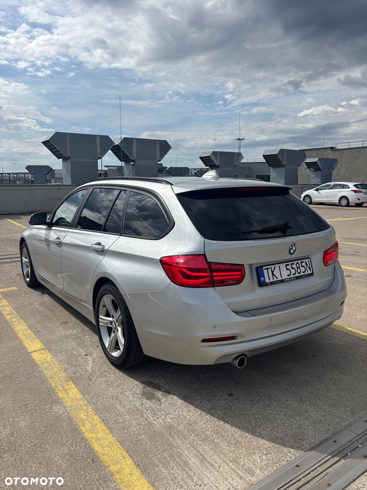 BMW Seria 3 318d - 4