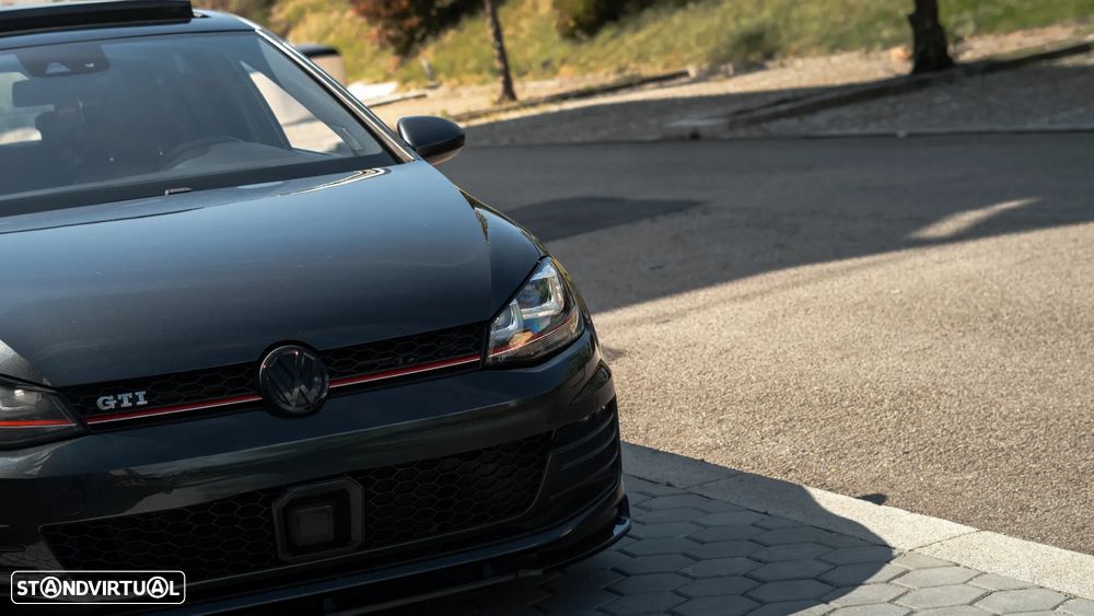 VW Golf 2.0 TSi GTi DSG Performance - 3