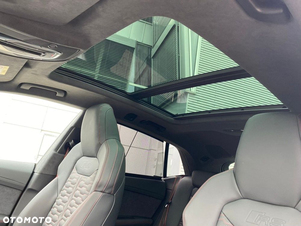 Audi RS Q8 - 20