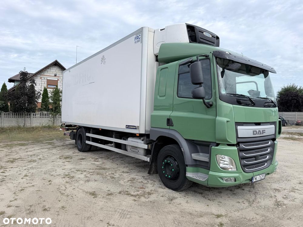 DAF CF 330 - 3