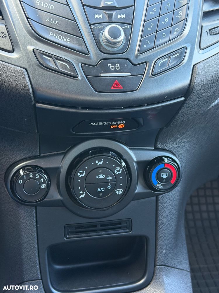 Ford Fiesta 1.25 Trend - 8