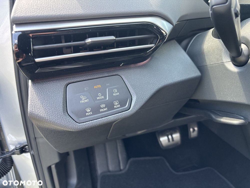 Volkswagen ID.4 - 33