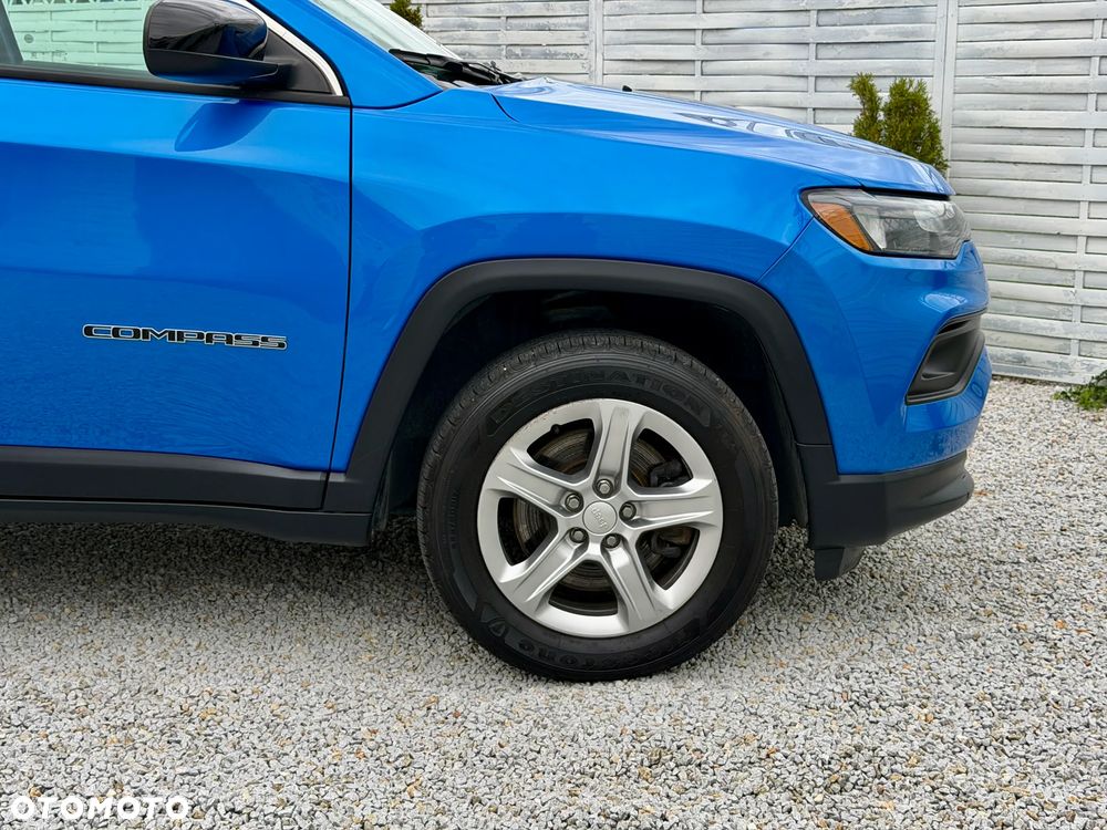 Jeep Compass - 30