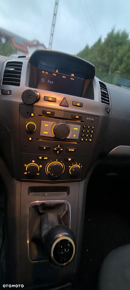 Opel Zafira 1.8 Enjoy - 8