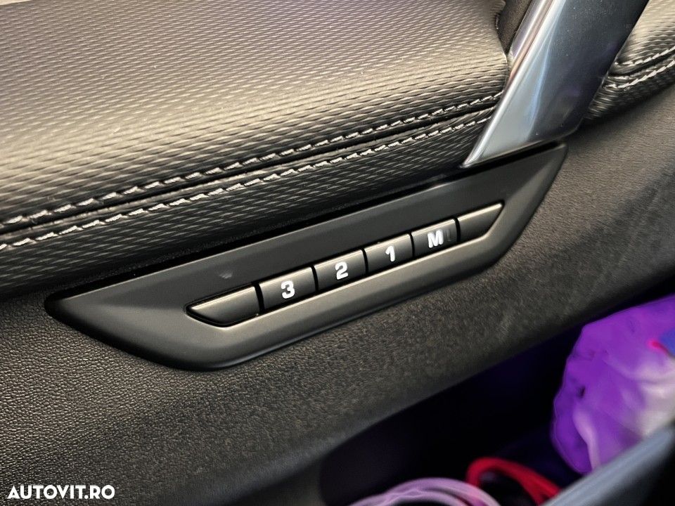 Land Rover Discovery Sport - 17