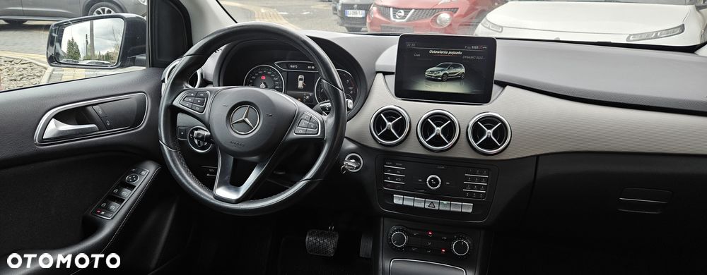 Mercedes-Benz Klasa B 180 (CDI) d 7G-DCT AMG Line - 37