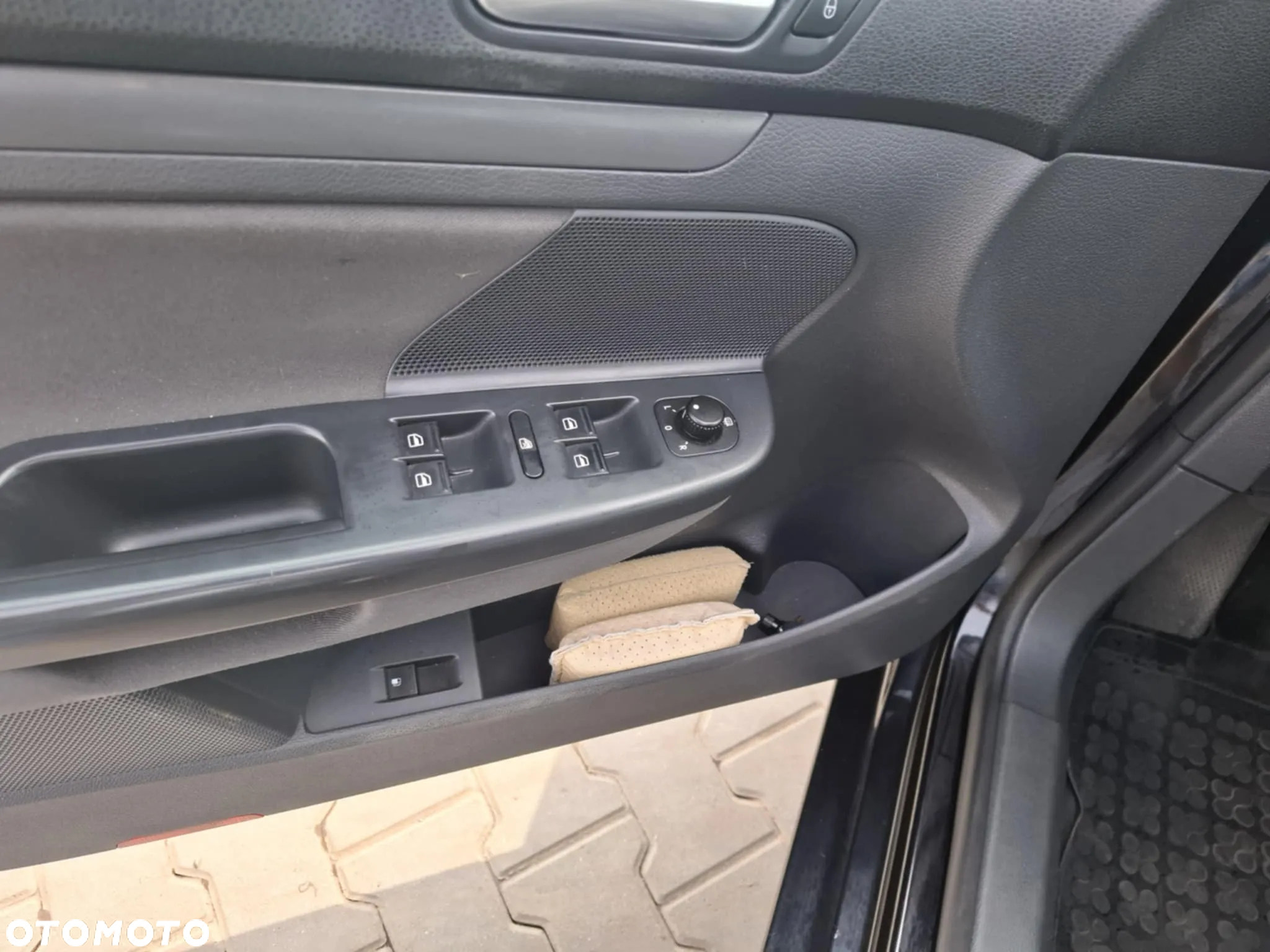 Volkswagen Jetta 1.6 Trendline - 11