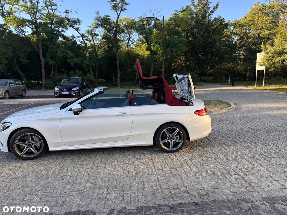Mercedes-Benz Klasa C 300 9G-TRONIC - 8