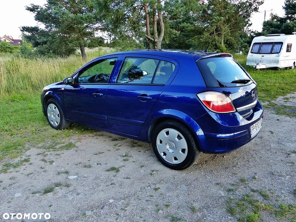 Opel Astra 1.4 Enjoy - 12