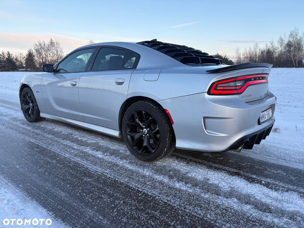 Dodge Charger 5.7 R/T - 5